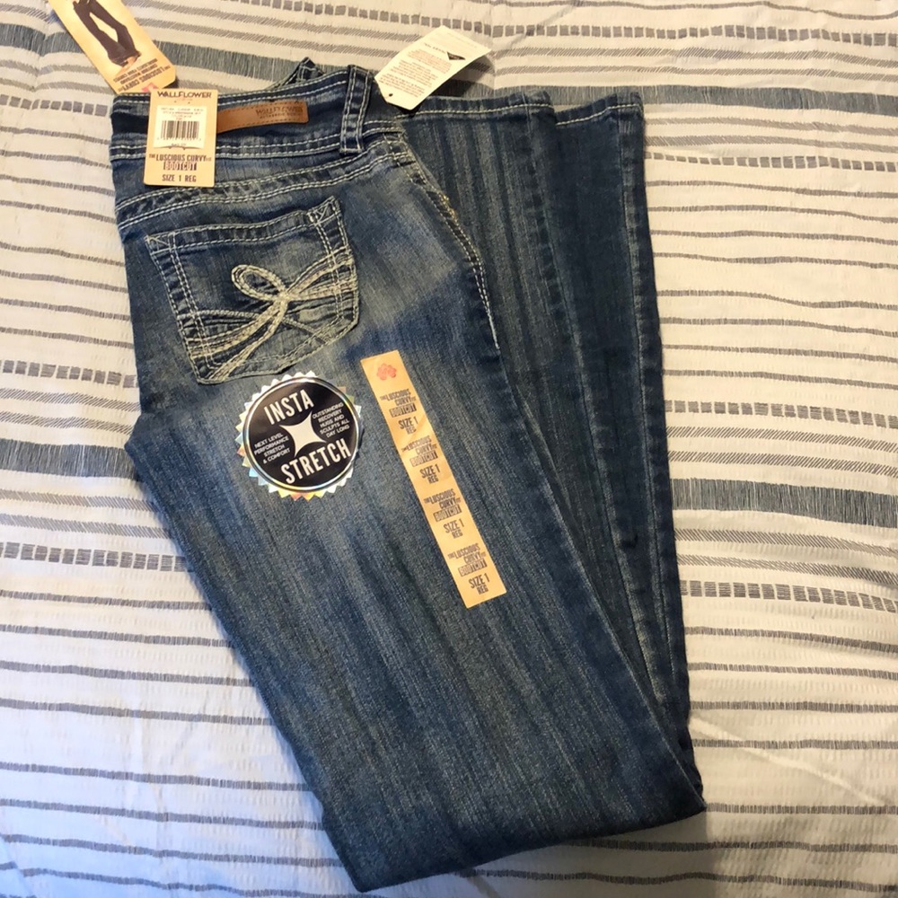 Wallflower jeans